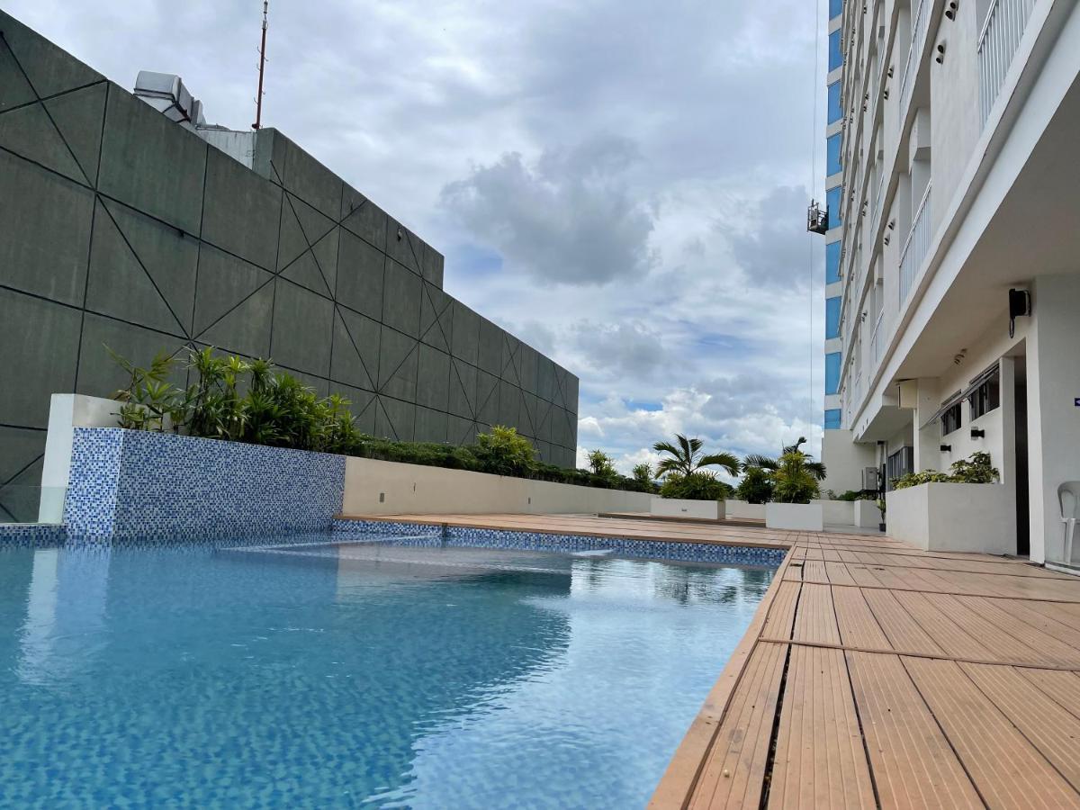 Aparthotel Inspiria Davao Stadt Exterior foto